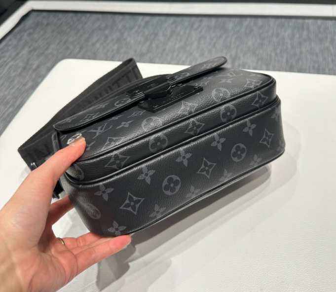 【モダン★エレガント】ルイヴィトン Sロック・スリングバッグ